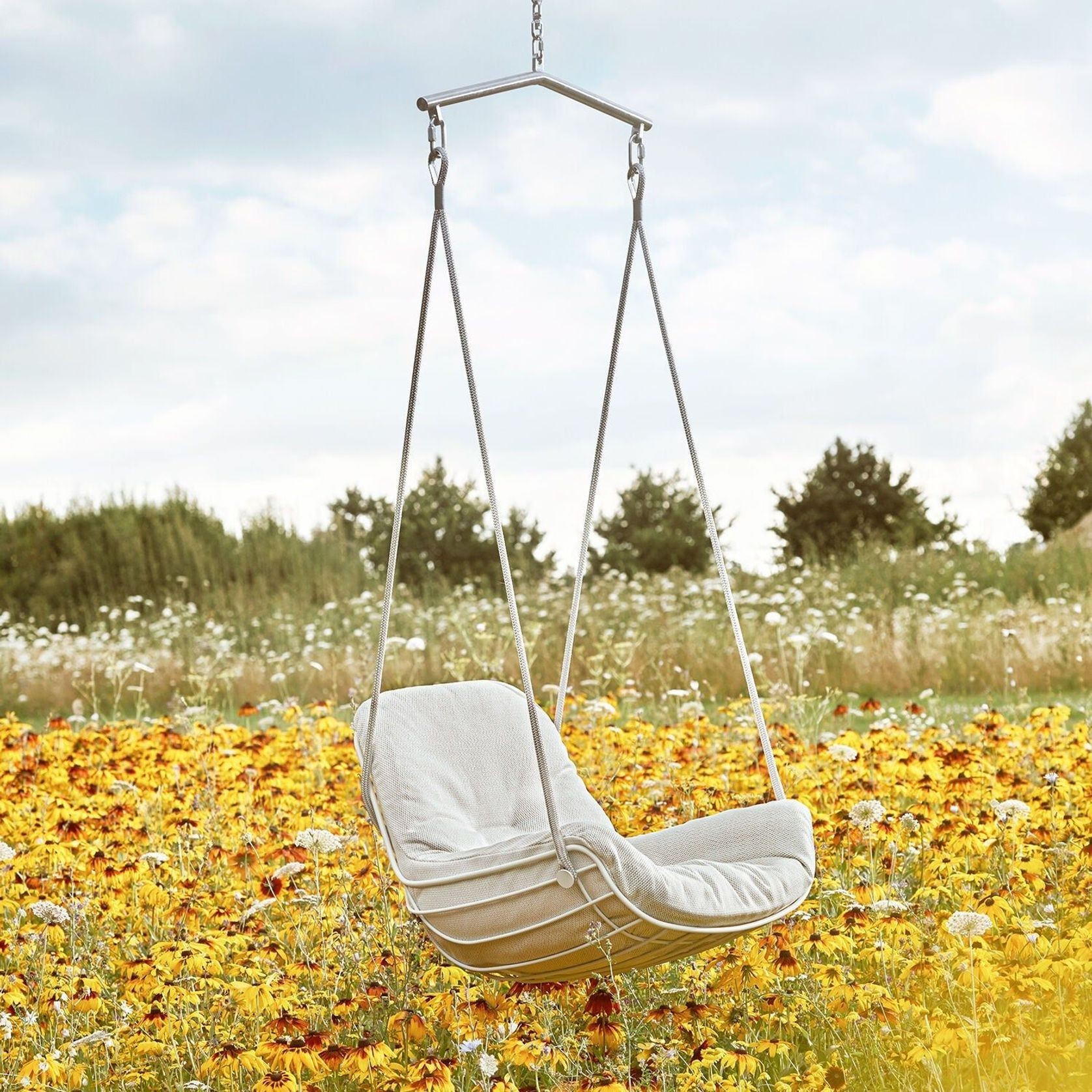 Freifrau | Leyasol Outdoor Lounge Swing Seat | Lopi + gallery detail image