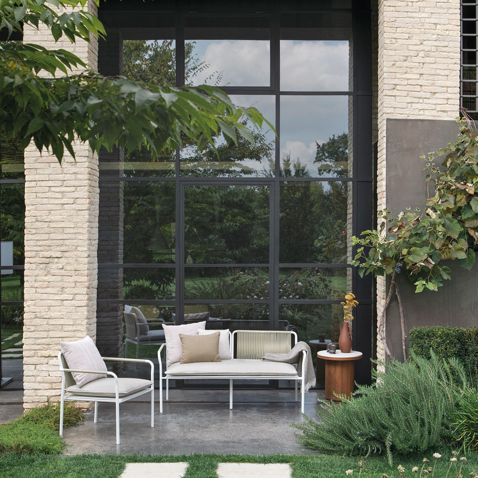 Air Outdoor Sofa by Atmosphera gallery detail image