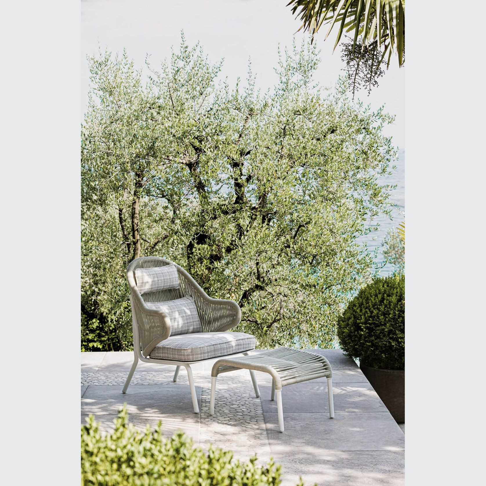 Pleasure 2.0 Outdoor Footstool by Atmosphera gallery detail image