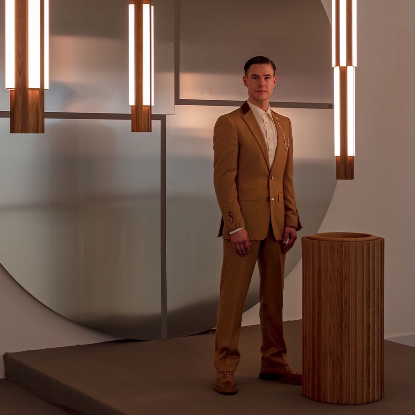 Altar 4 Light Tall gallery detail image