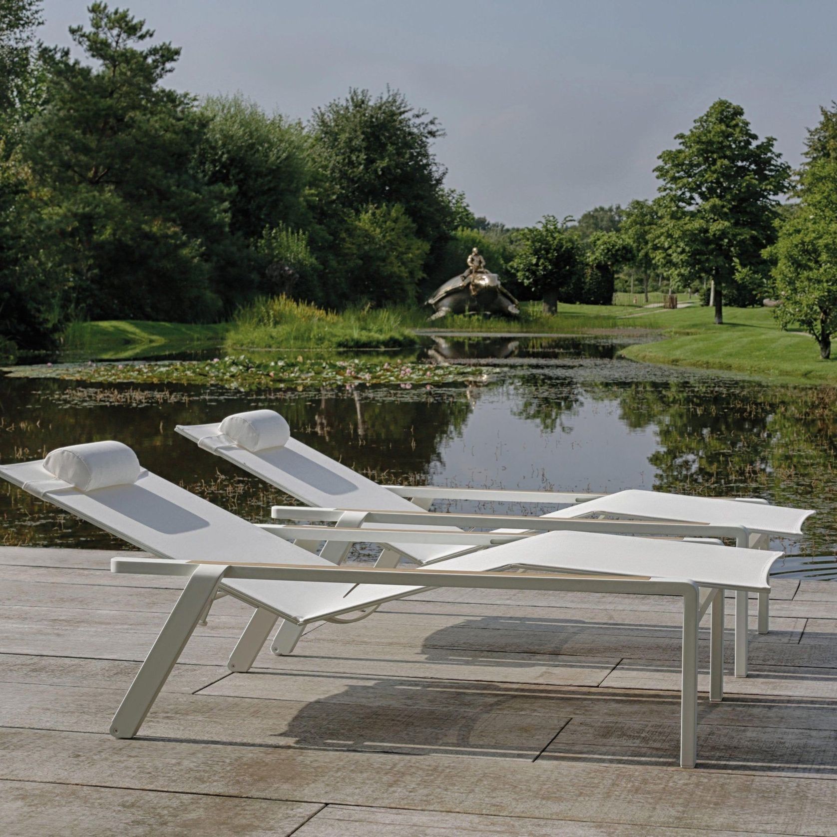 Alura Lounger gallery detail image