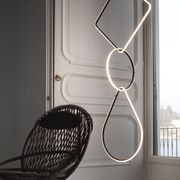 Arrangements Drop Up gallery detail image