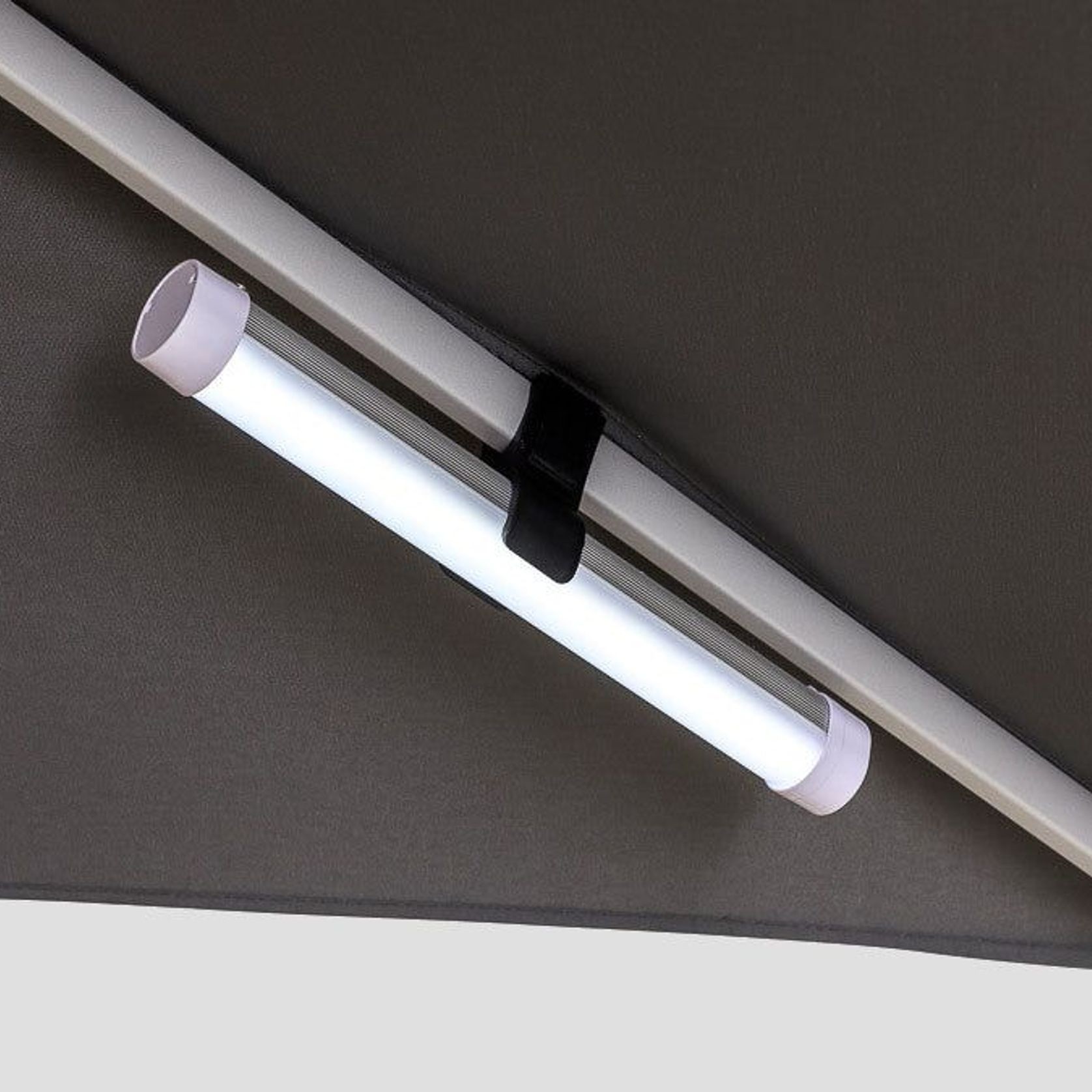 Aspen Cantilever Umbrella - Charcoal Grey - 2.5M / 3M gallery detail image