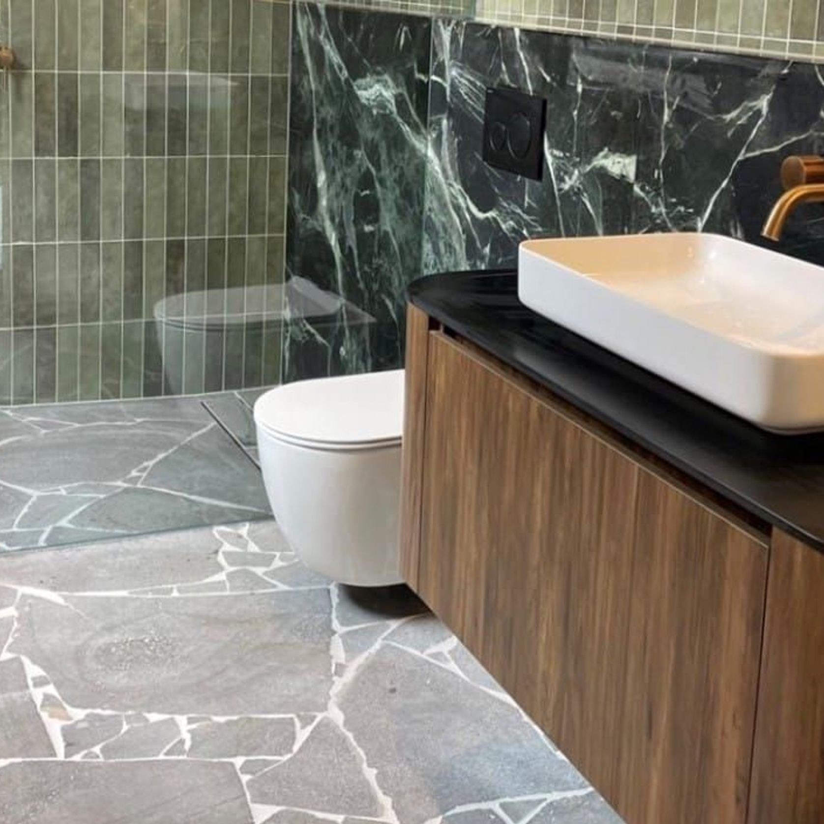 Premium Bluestone Crazy Paving gallery detail image