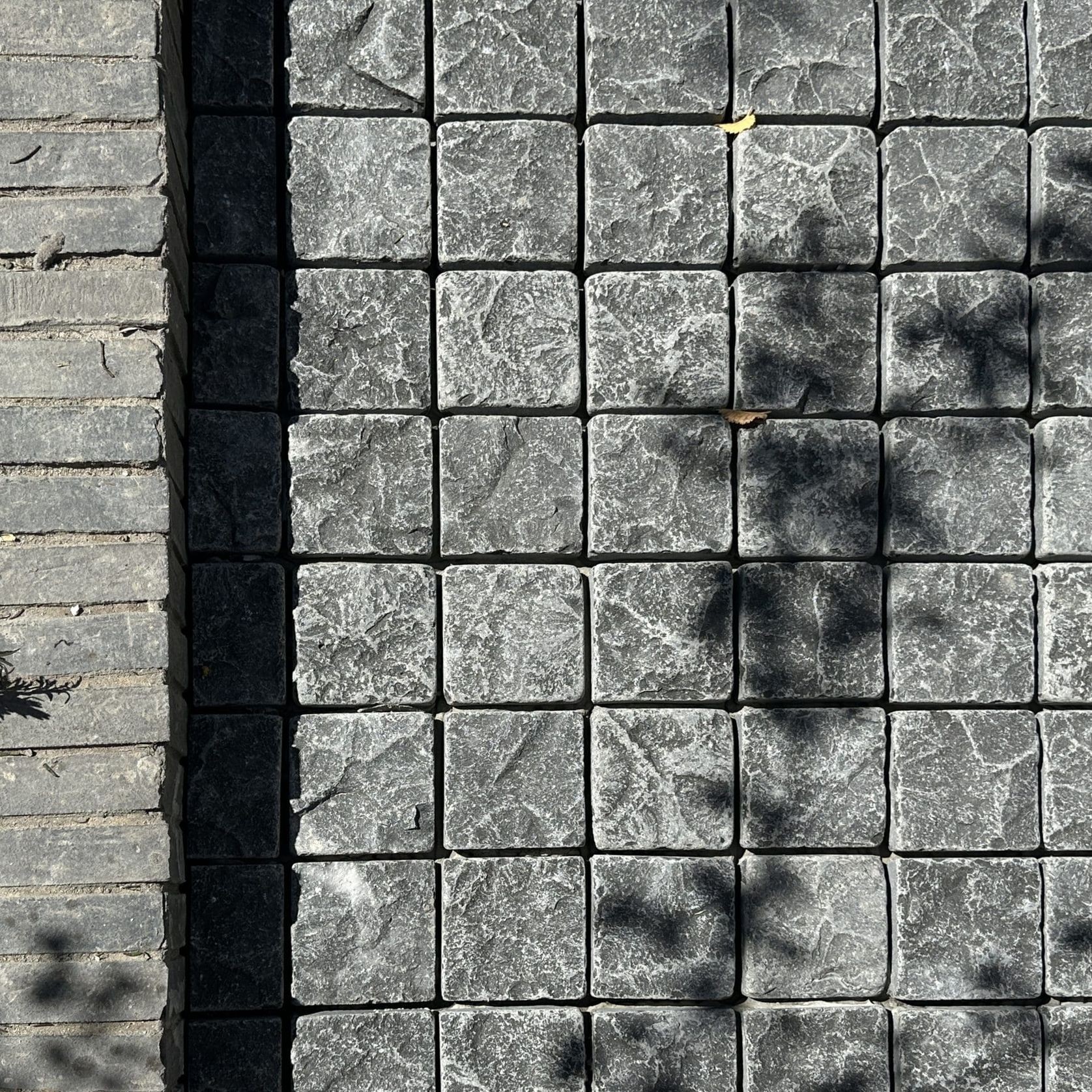Bordeaux Bluestone Cobblestones gallery detail image
