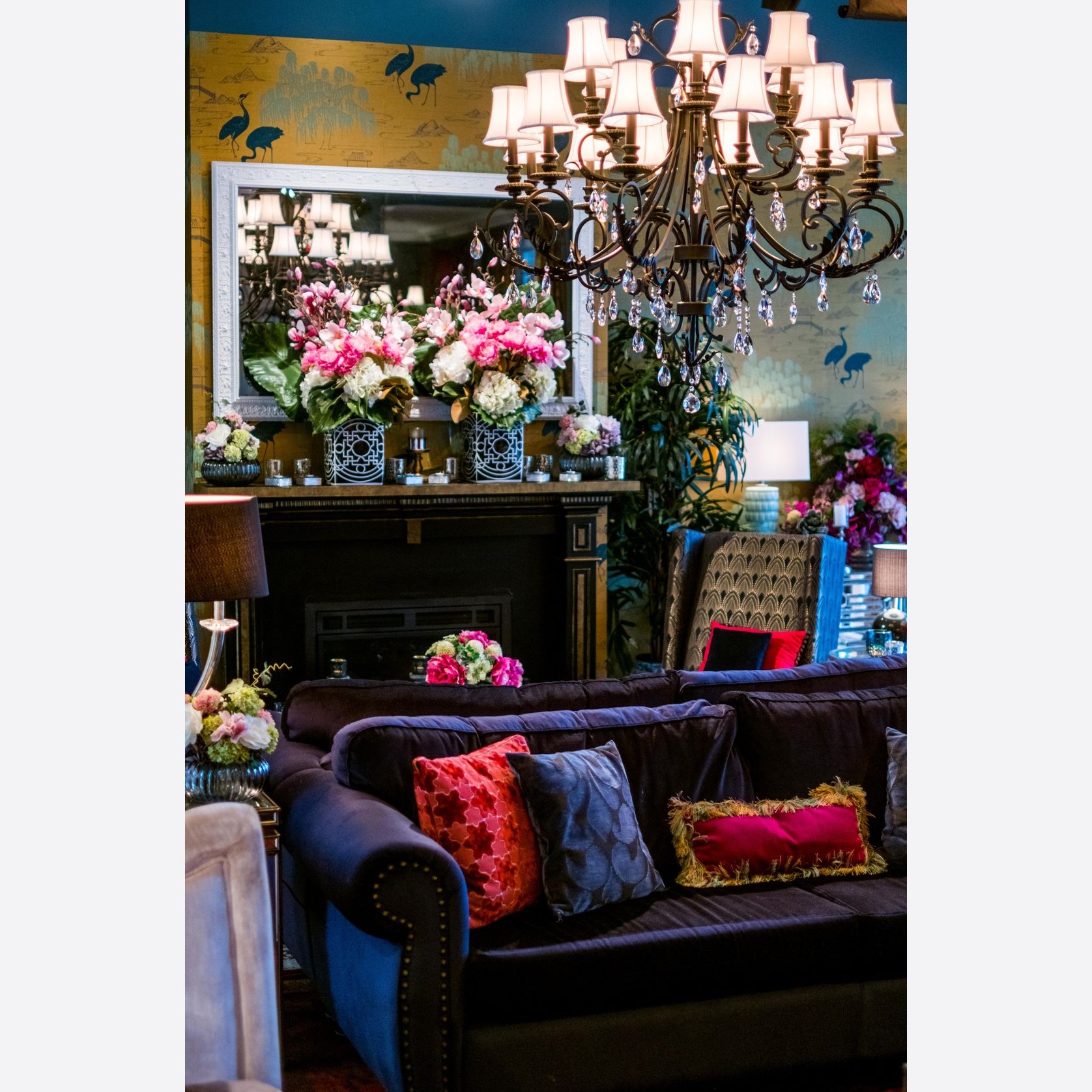 ARIA - Hampton 18 Arm Chandelier - Dark Bronze gallery detail image