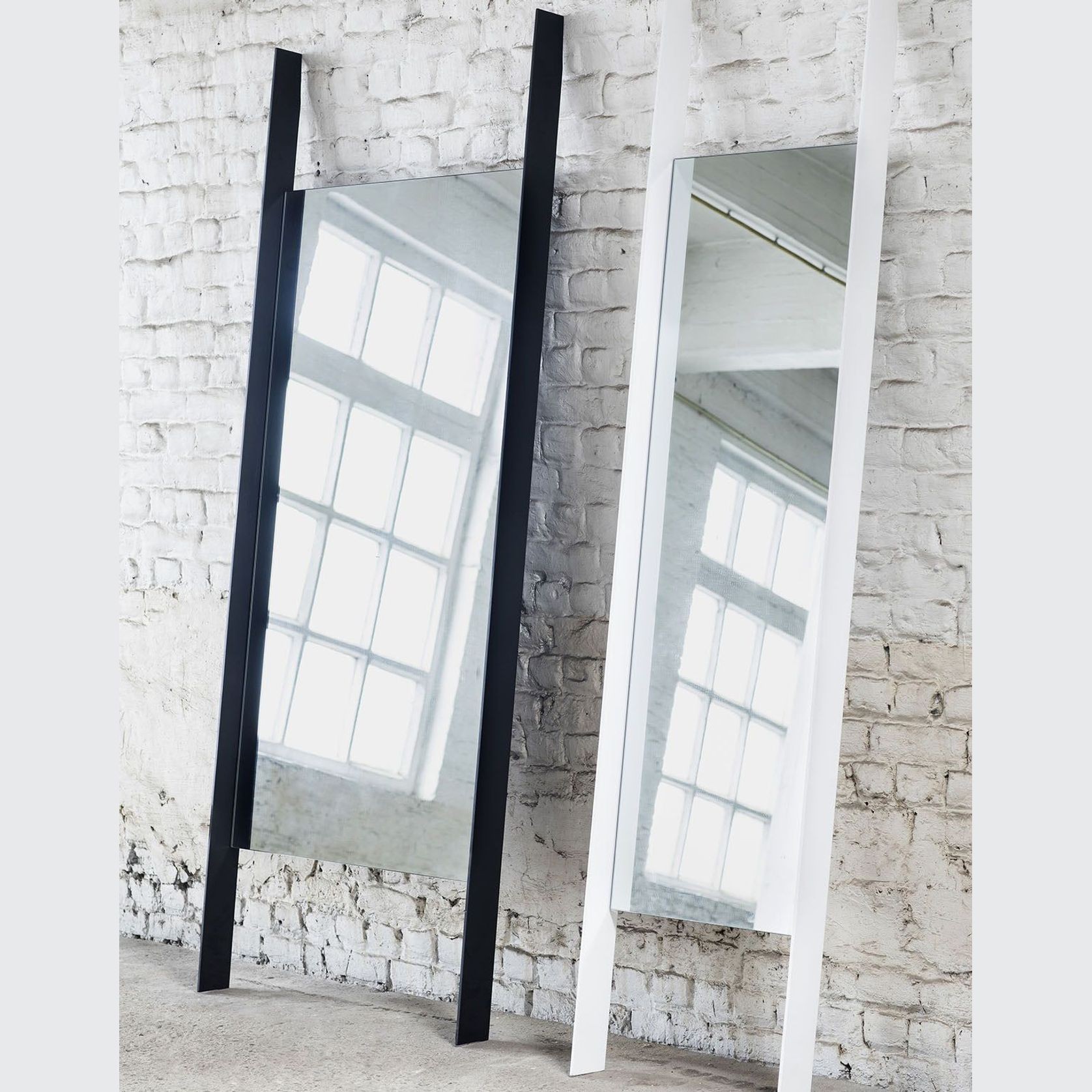 Mirror 01 gallery detail image