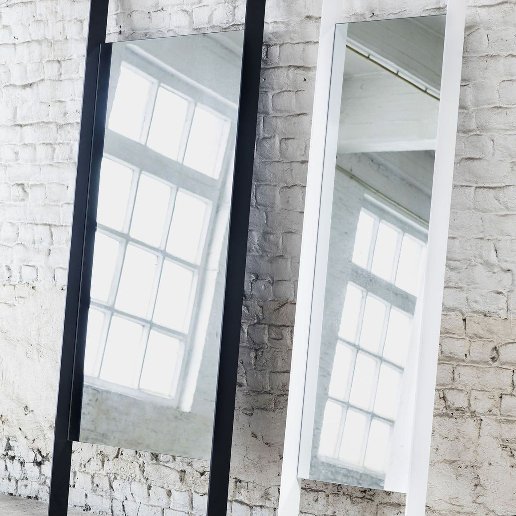 Mirror 01 gallery detail image