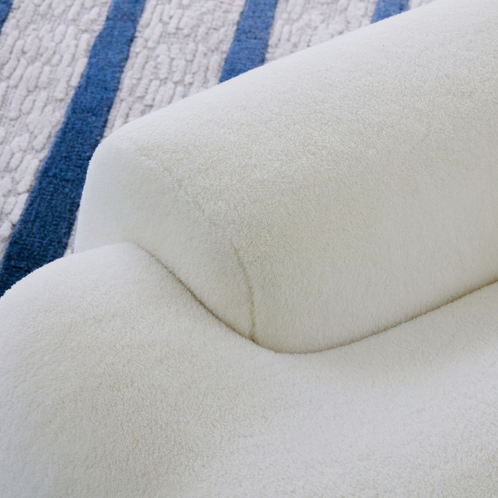 Blogger 3 Sofa gallery detail image