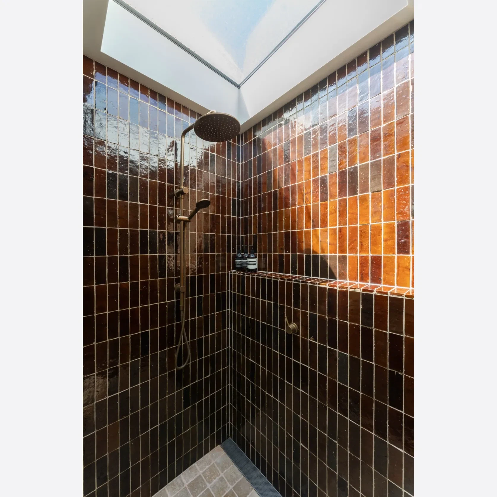 Noce Travertine Cobblestones gallery detail image