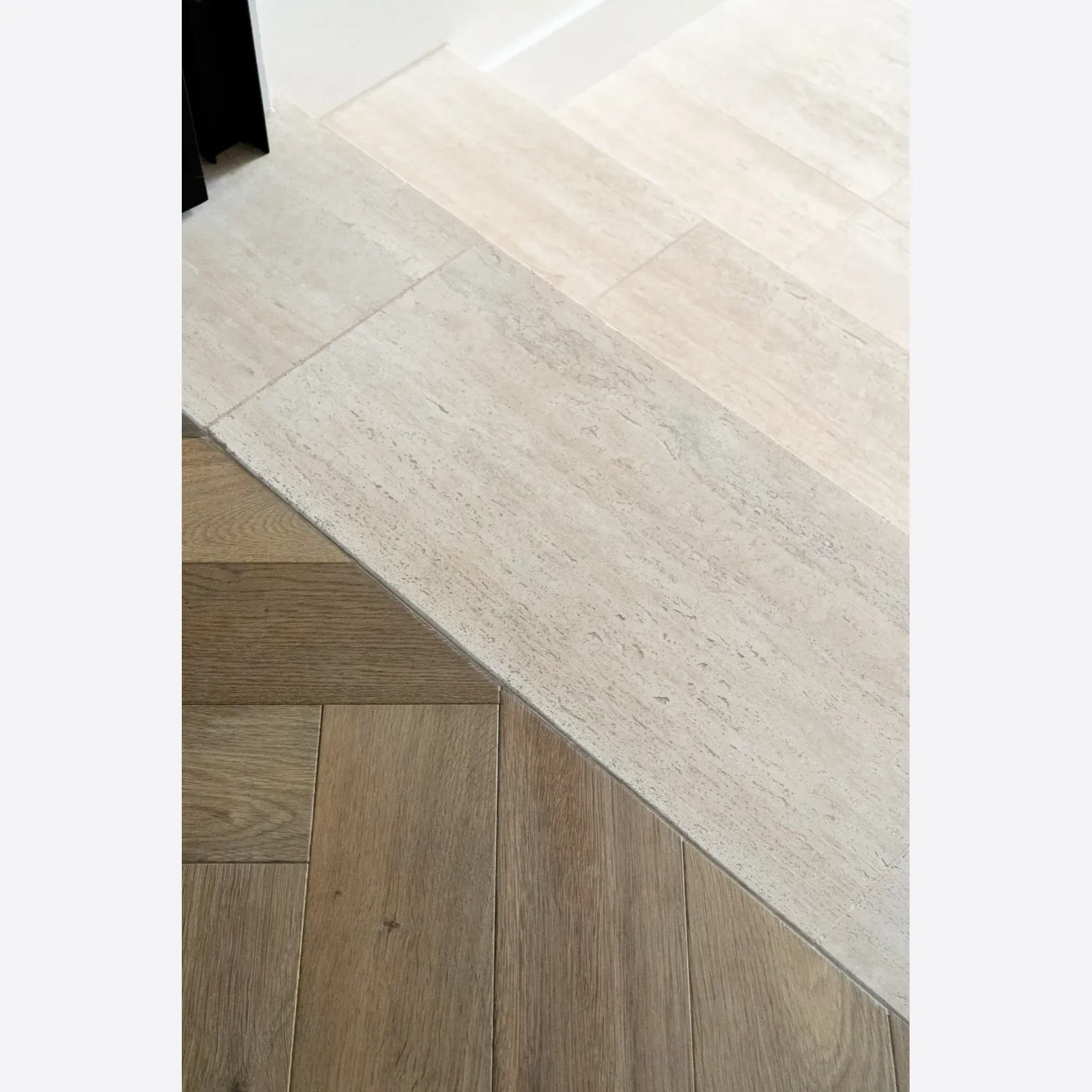 Tuscan Raw Travertine Tiles gallery detail image