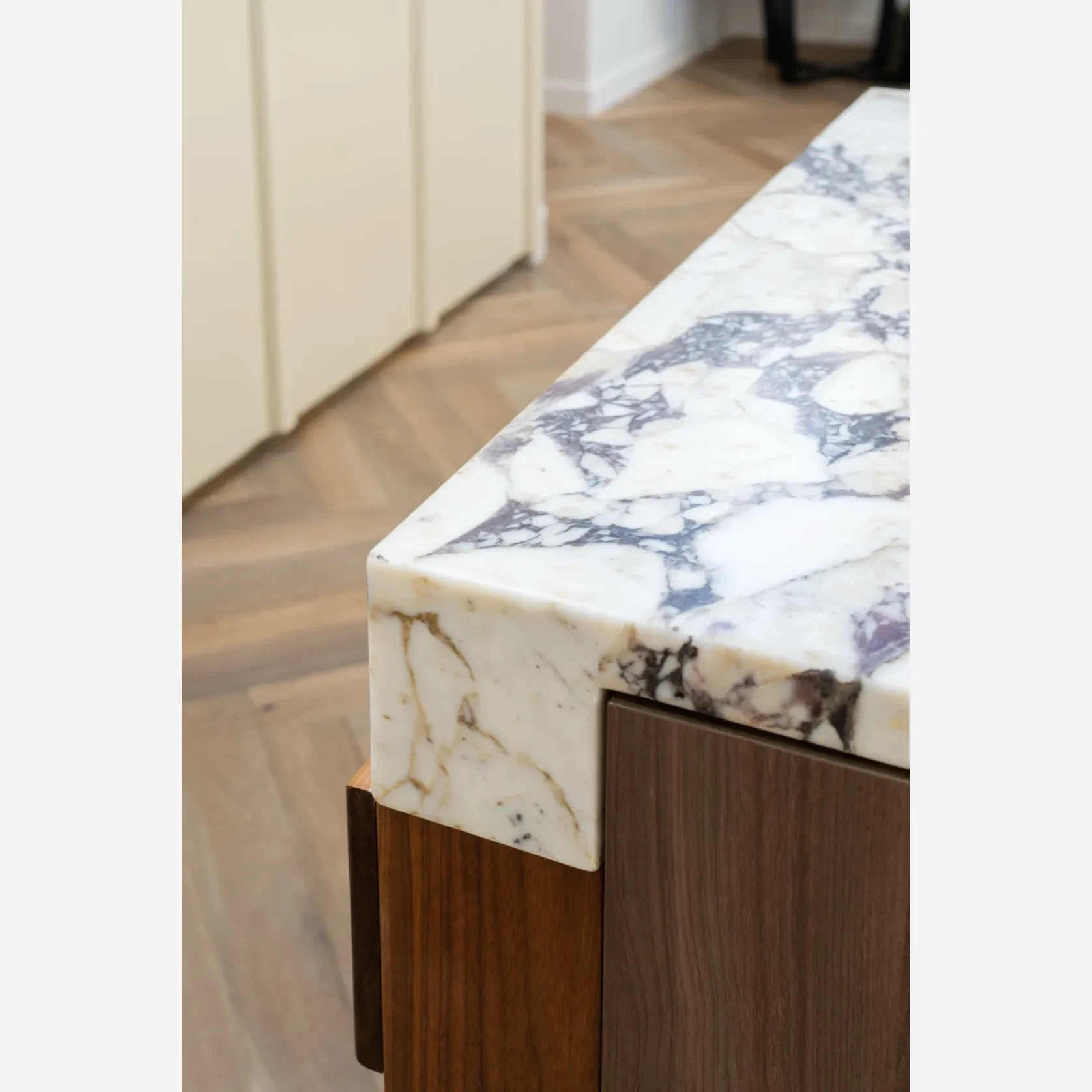 Calacatta Viola Marble Benchtop gallery detail image