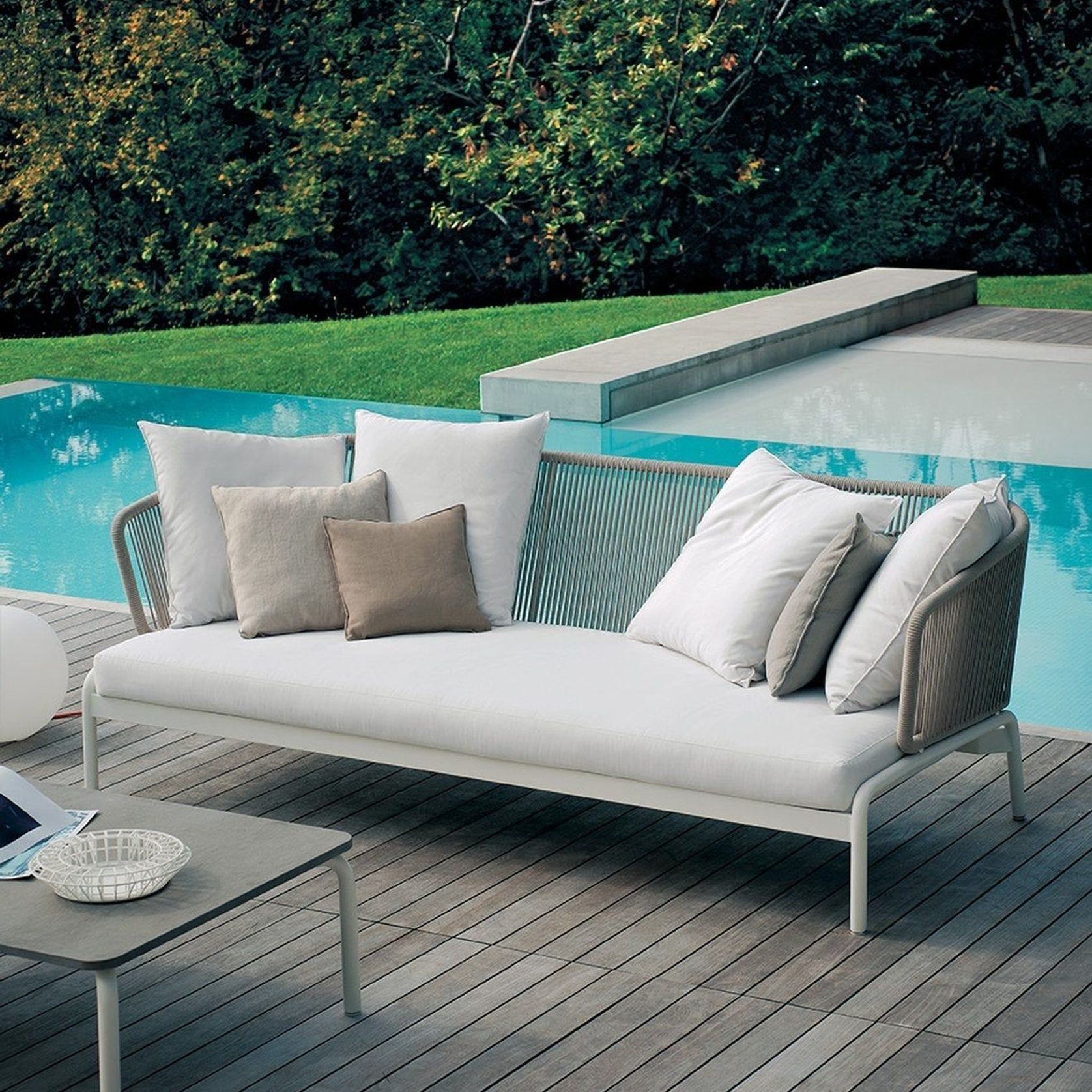 Spool sofa gallery detail image