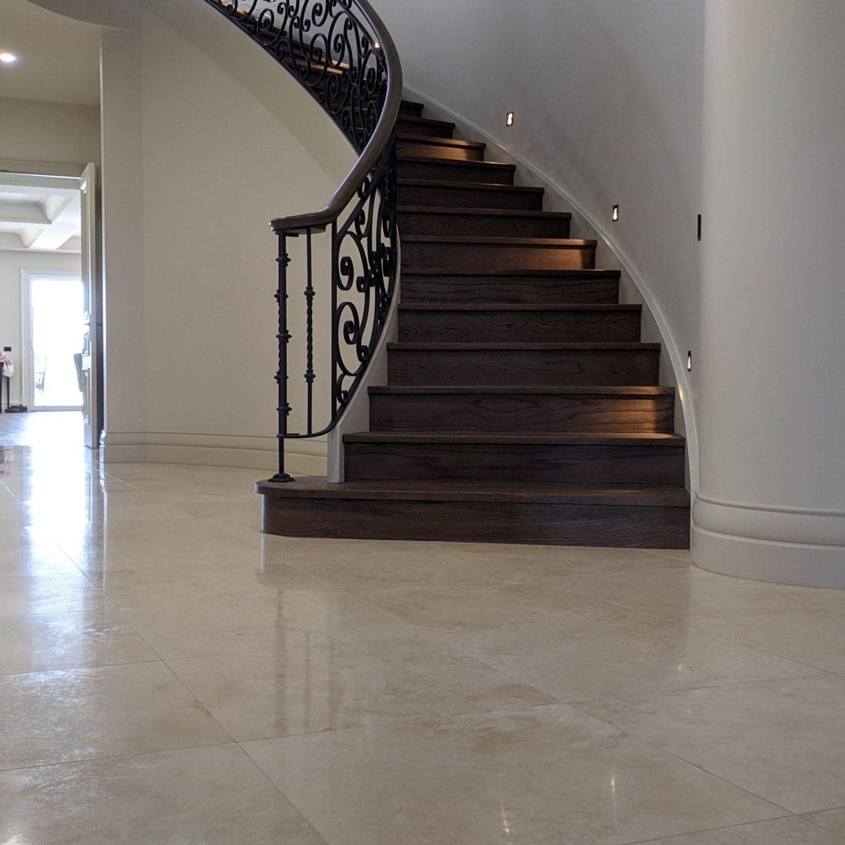 Tuscan Cross Cut Filled & Honed Travertine Tiles gallery detail image