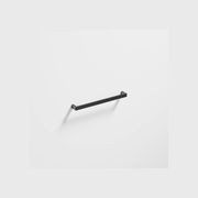 Lineare 625 Horizontal Heated Towel Rail gallery detail image