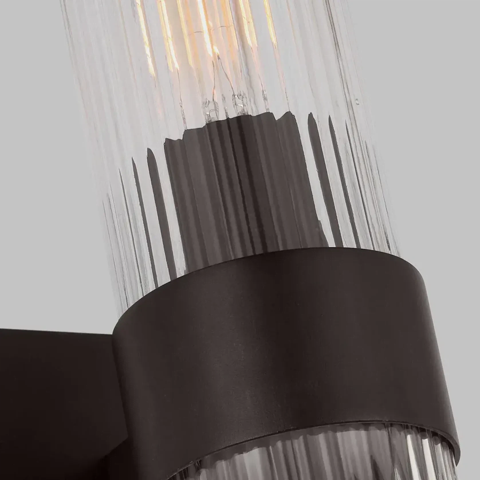 Visual Comfort Studio Geneva Wall Sconce gallery detail image