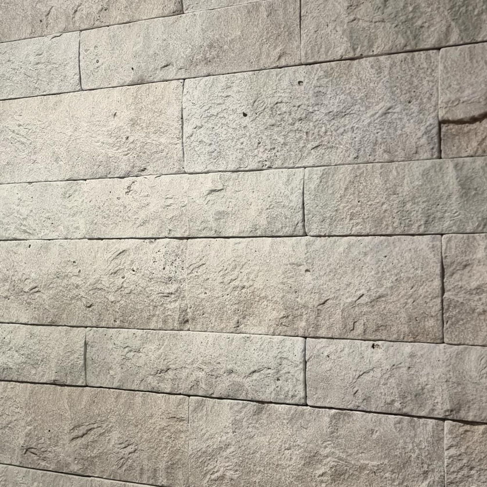 Classic Linen Split Face Travertine Wall Cladding gallery detail image