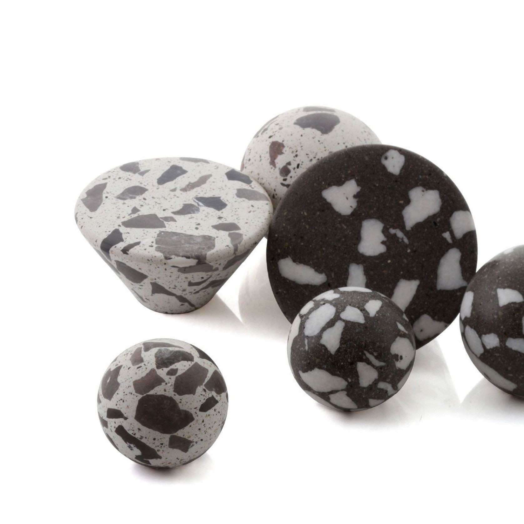 Demenico Rocks Collection - Knobs/ Hooks gallery detail image