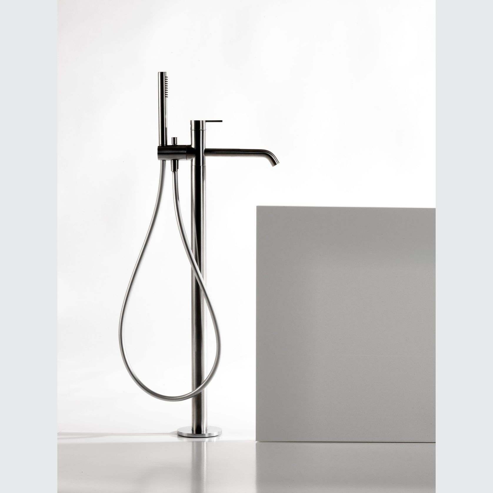 Antonio Frattini DO61 Freestanding Bath Tap gallery detail image