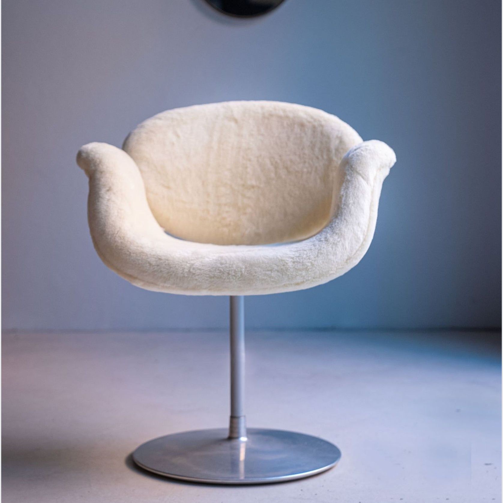 Tulip Chair by Pierre Paulin for Artifort gallery detail image