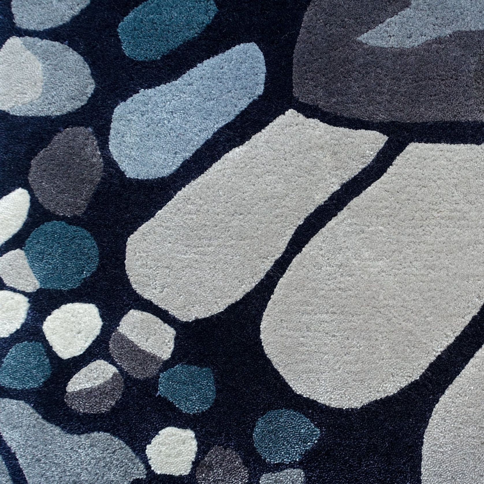 Tapis Absolute gallery detail image
