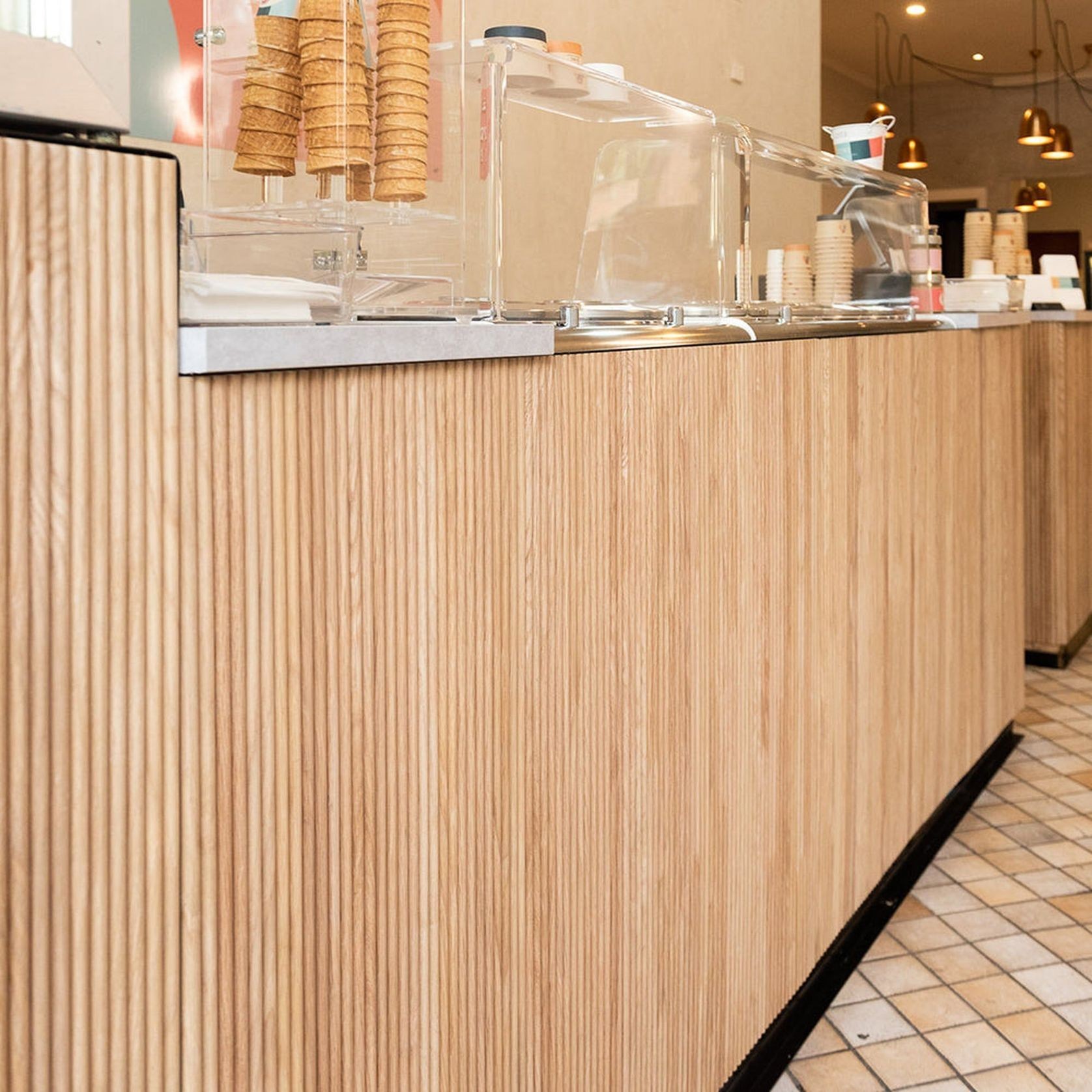 WOODFLEX Flexible Wooden Slat Wall Panel - Oak Veneer - 3000mm x 600mm - Half Round gallery detail image