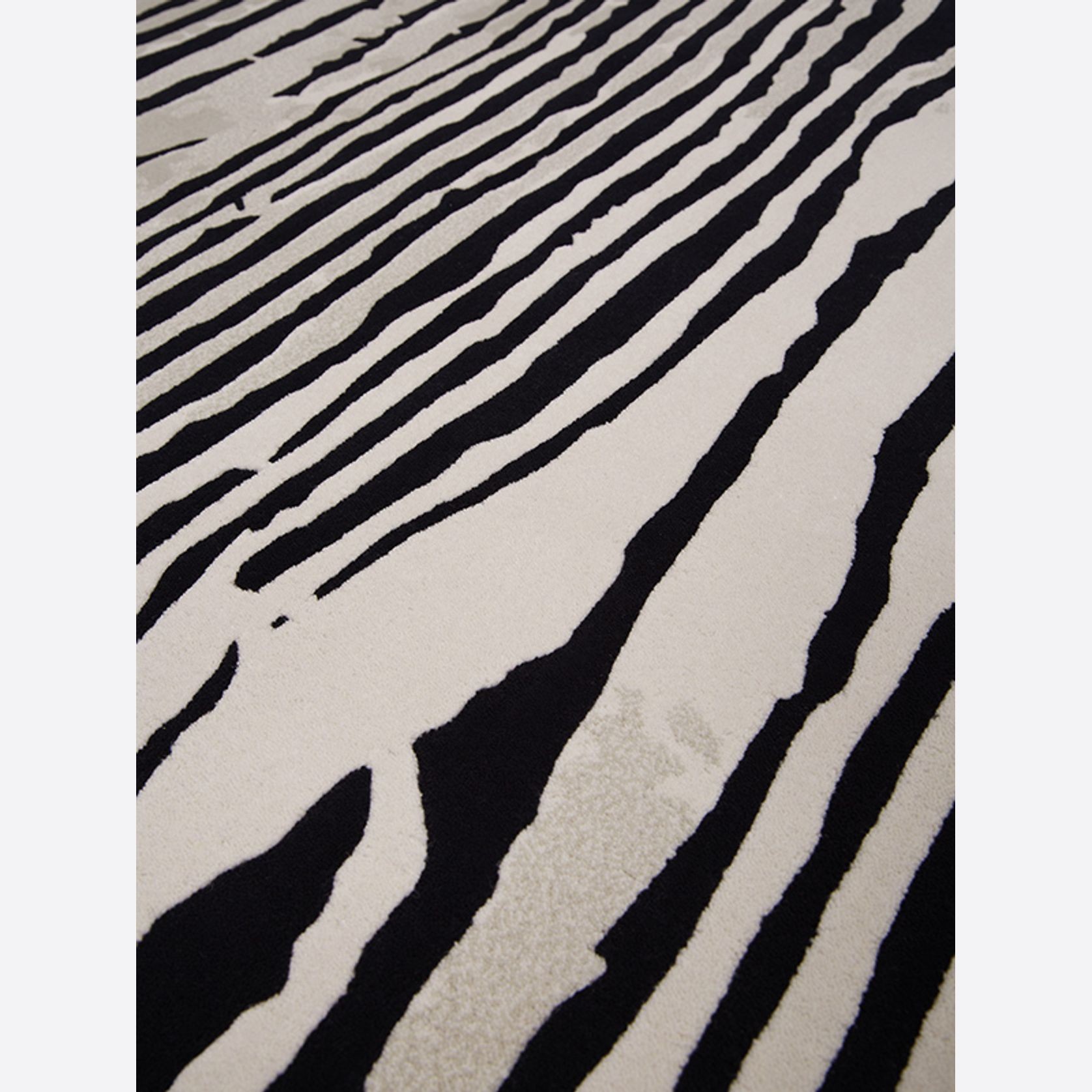 Mina Mina gallery detail image