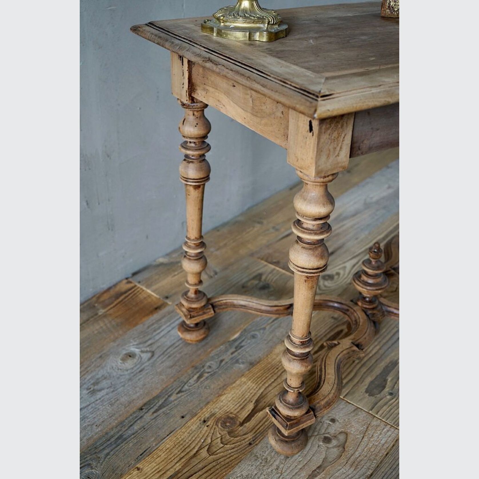 French Louis XIV Side Table gallery detail image