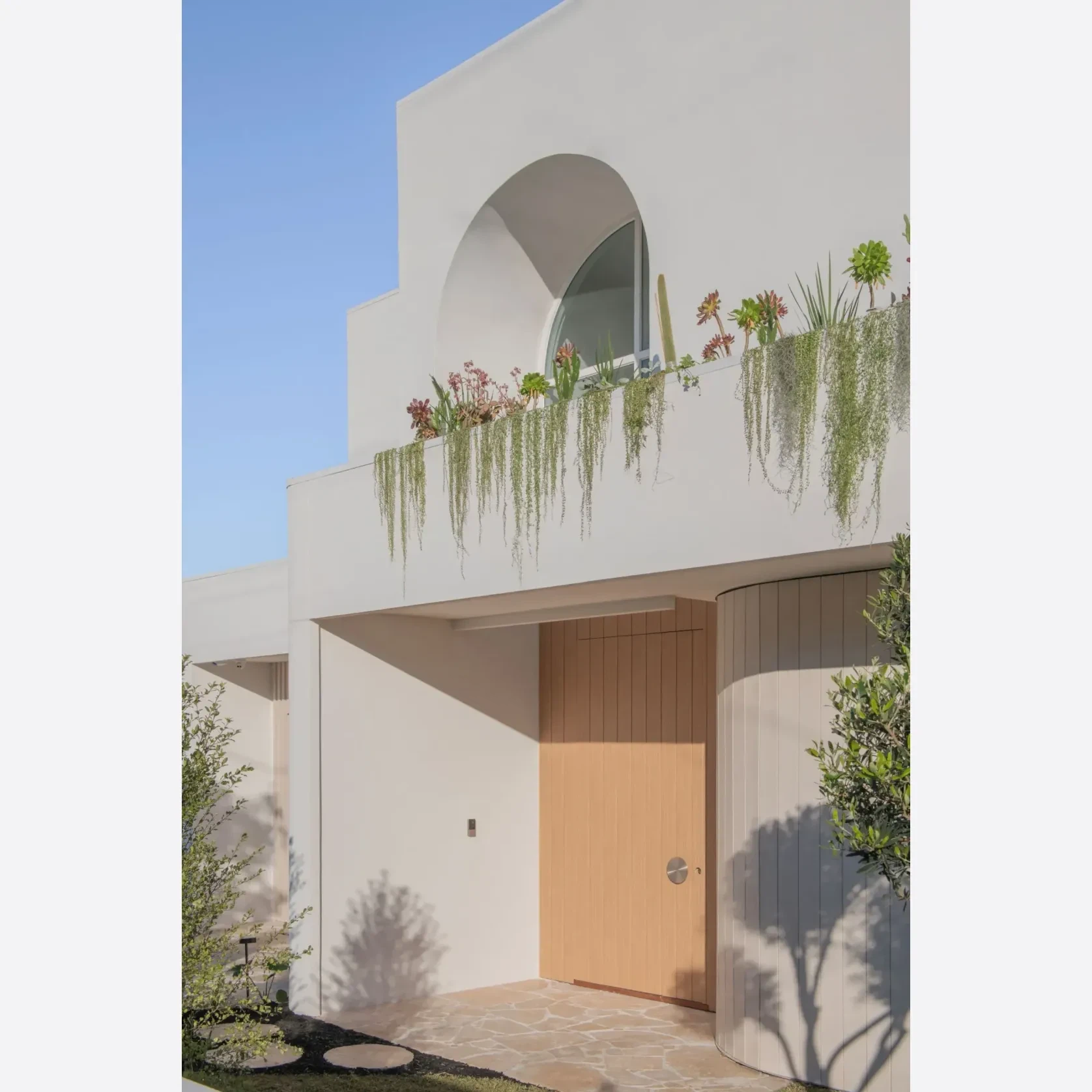 Tuscan Travertine Crazy Paving gallery detail image