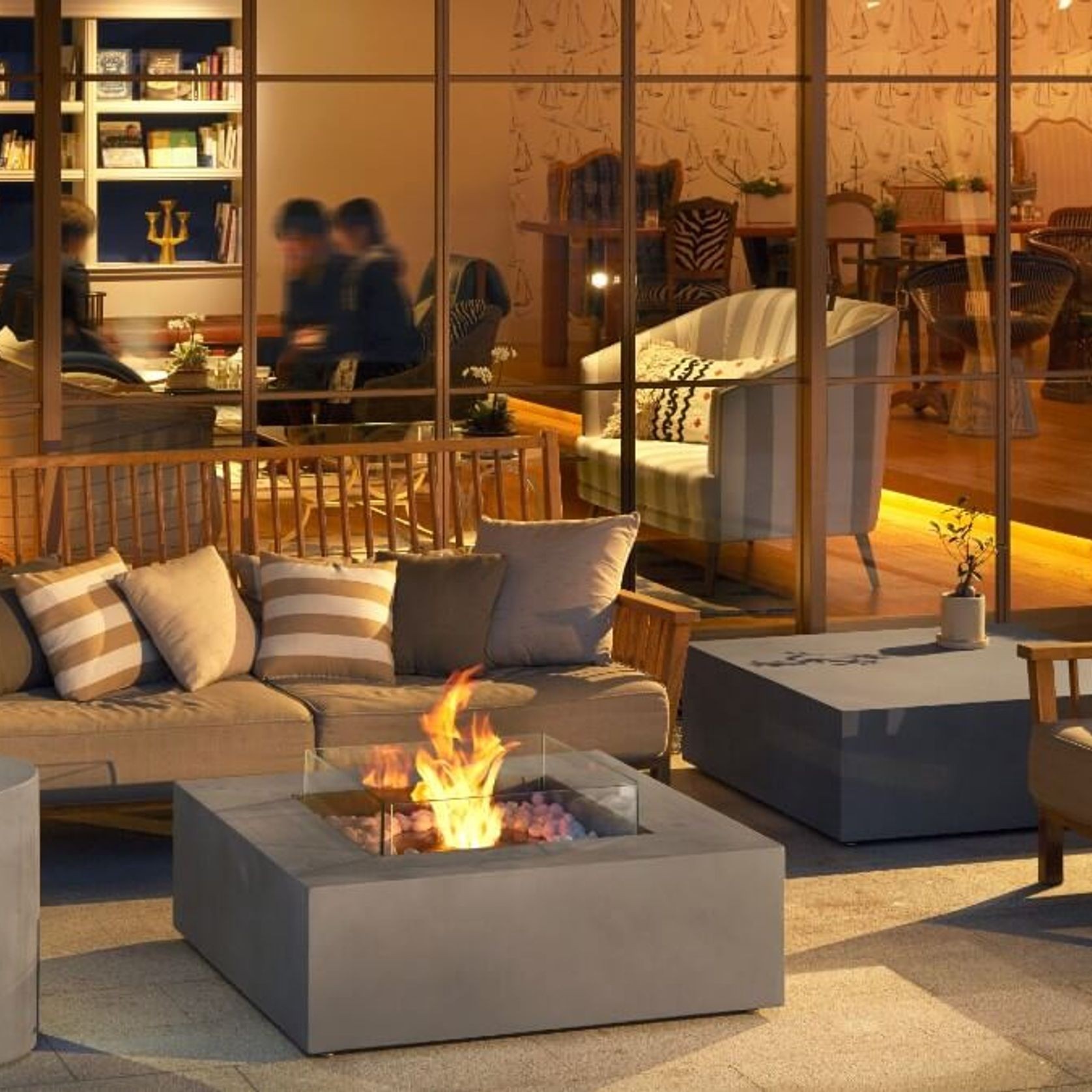 Base 40 gallery detail image