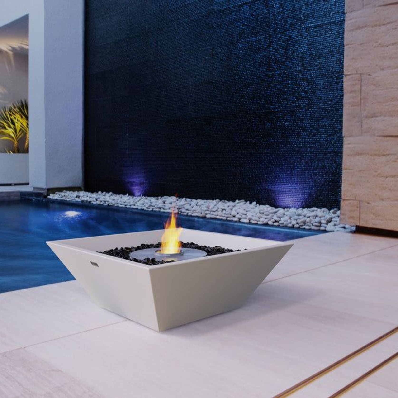 Nova 600 gallery detail image