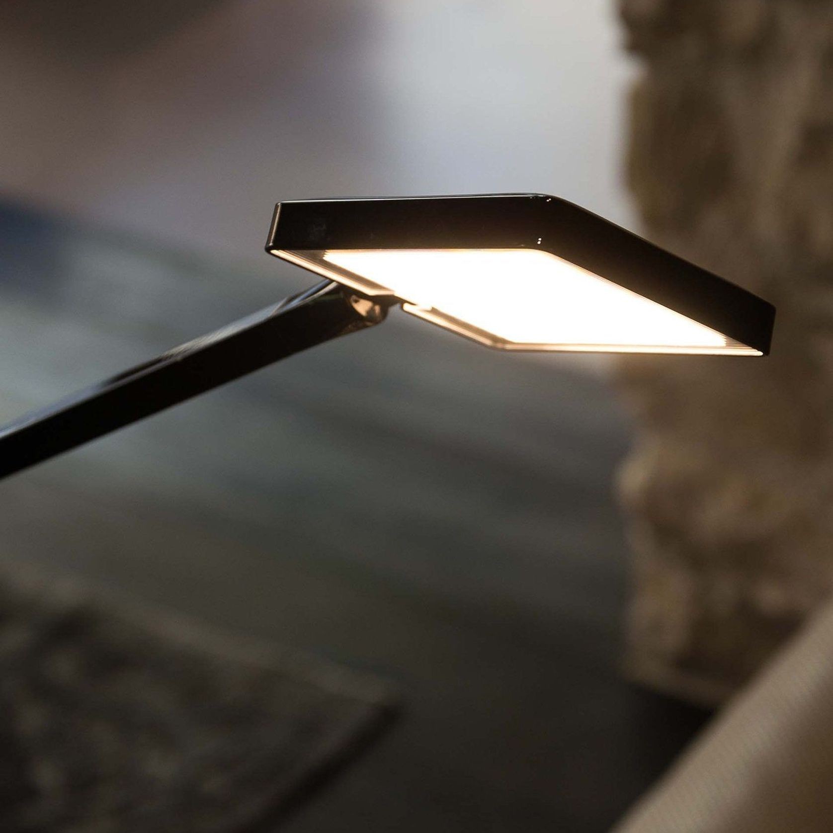 Kelvin Edge Table Lamp gallery detail image