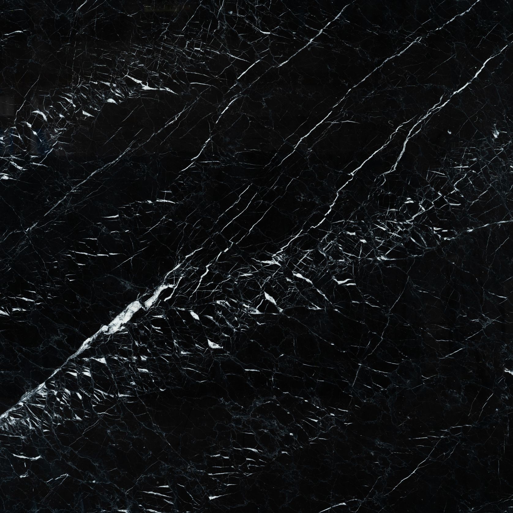 Elegant Nero gallery detail image