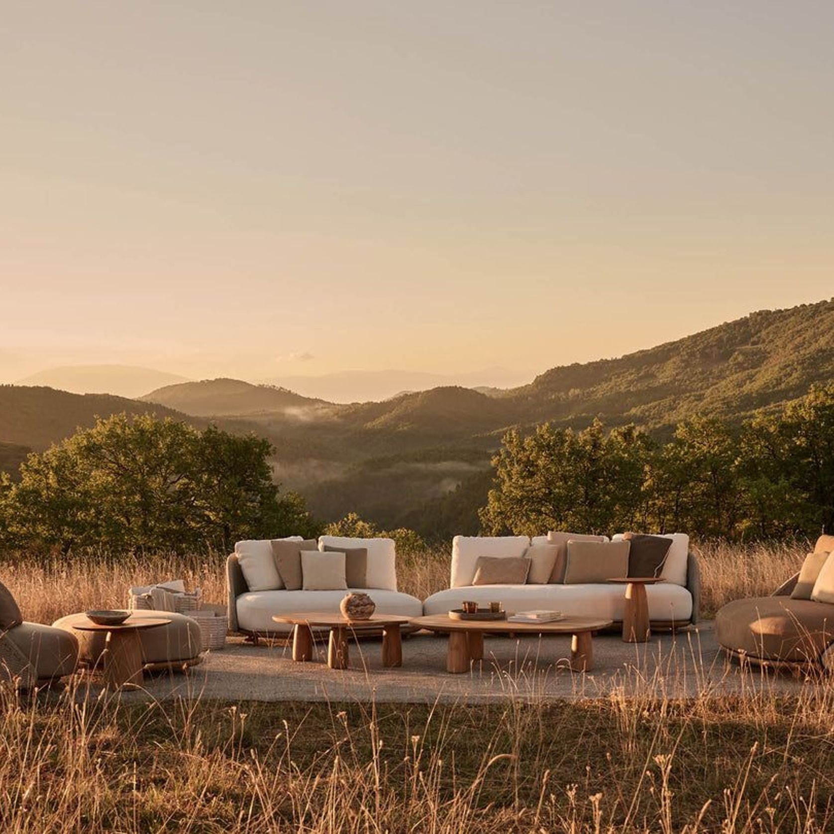 Elio Sofa gallery detail image