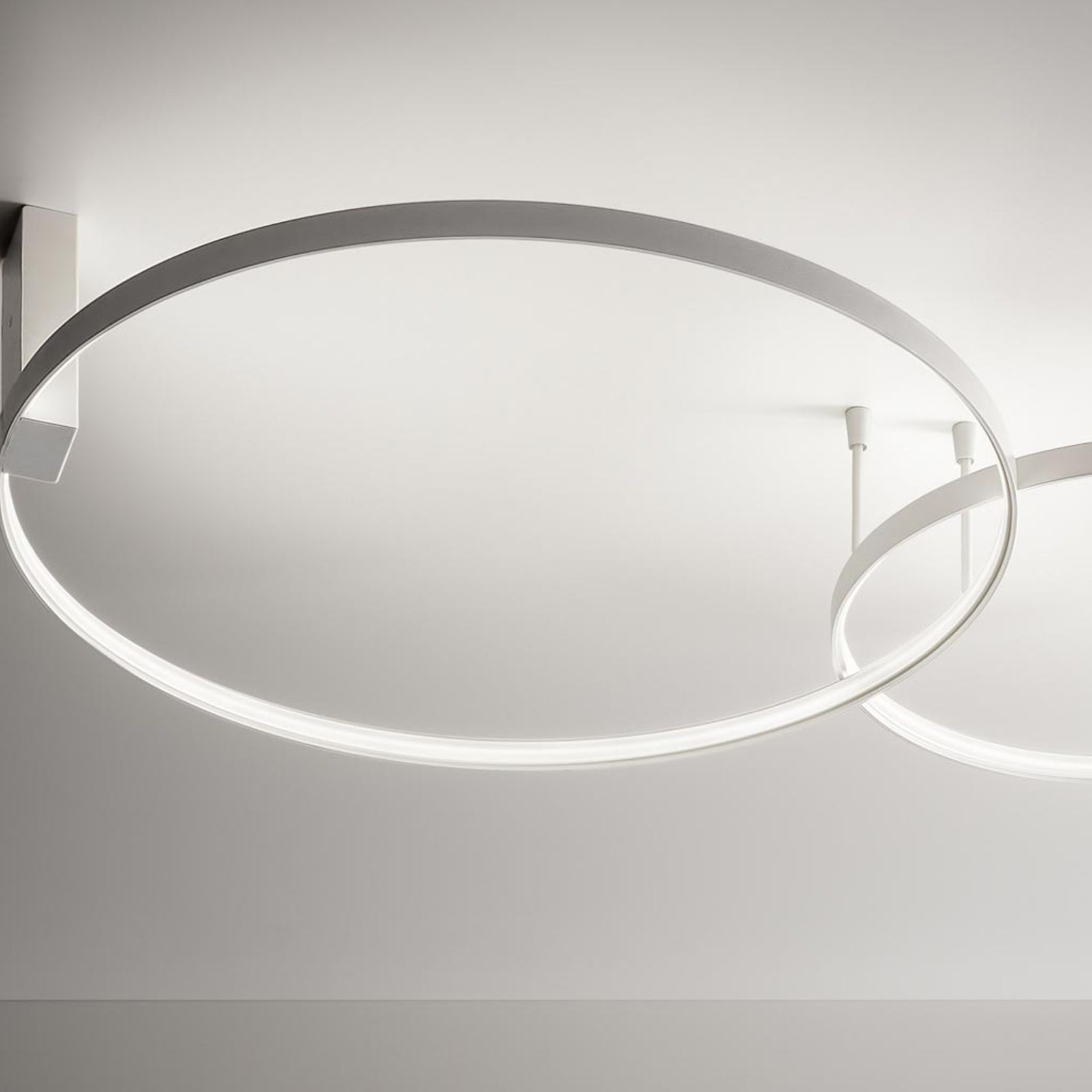 Zero Round Ceiling Suspension Lamp gallery detail image