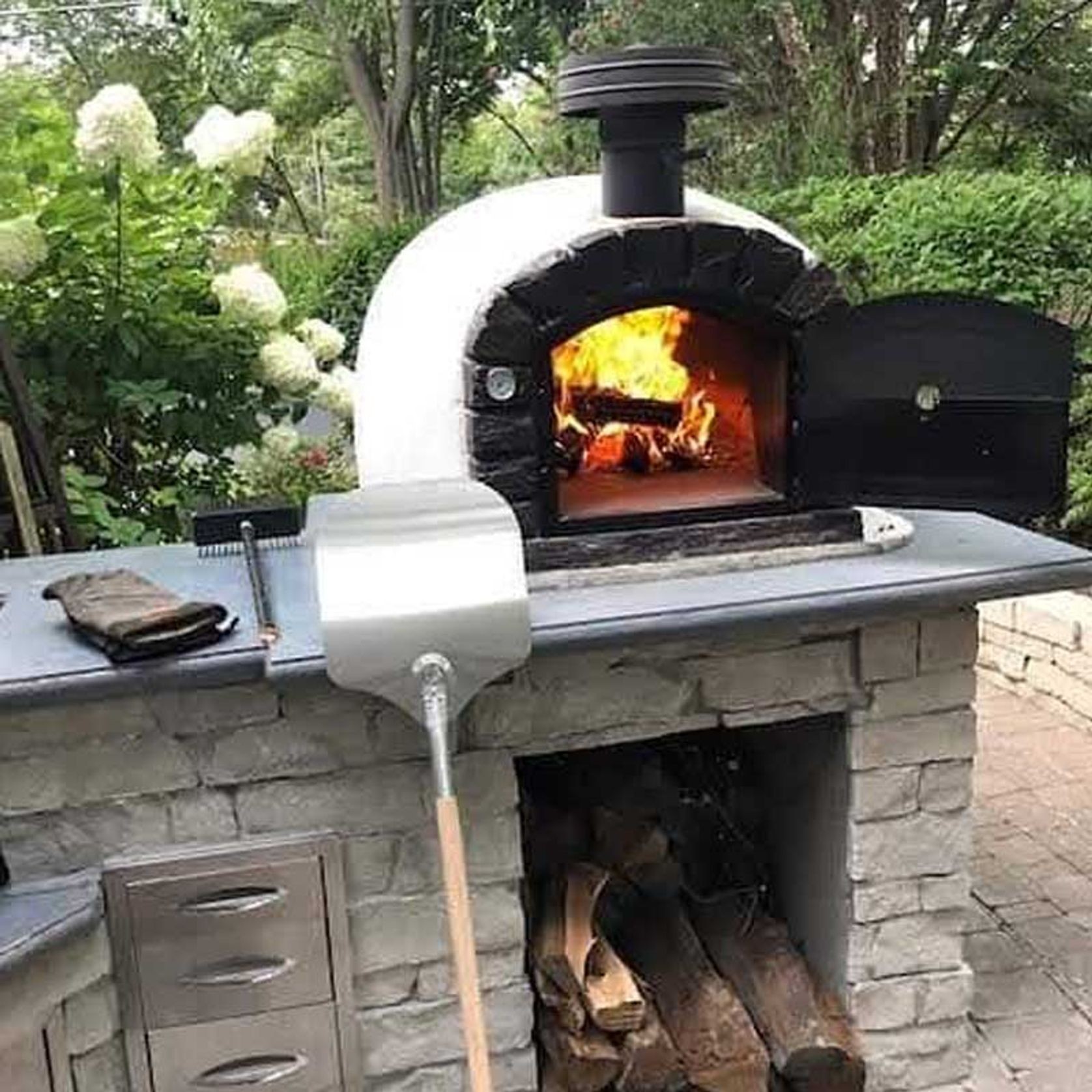 Famosi Traditional Dark Stone Wood Fired Pizza Oven gallery detail image