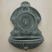 Oeil de Boeuf Wall Fountain with Lincoln Spout gallery detail image