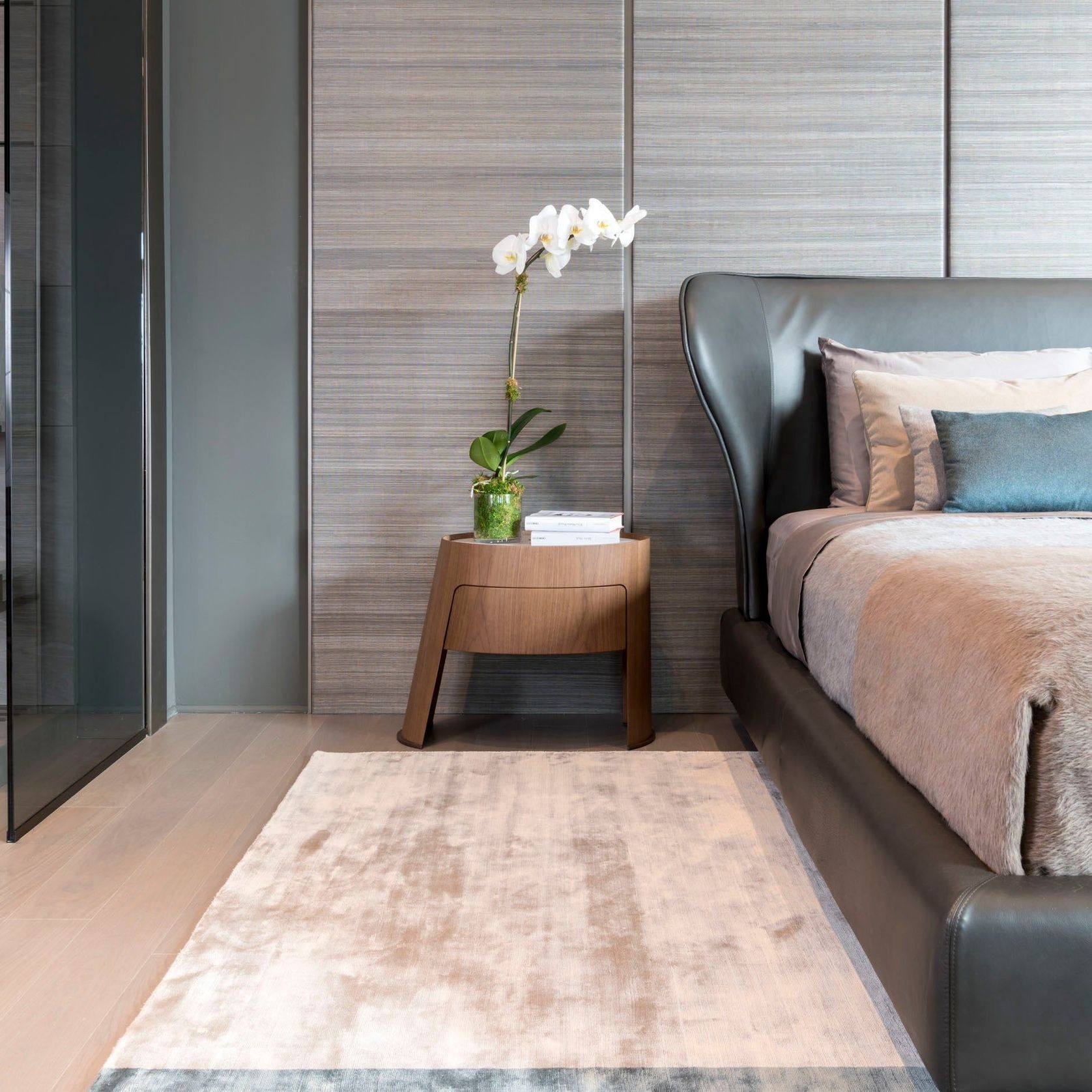 Rea Bed gallery detail image