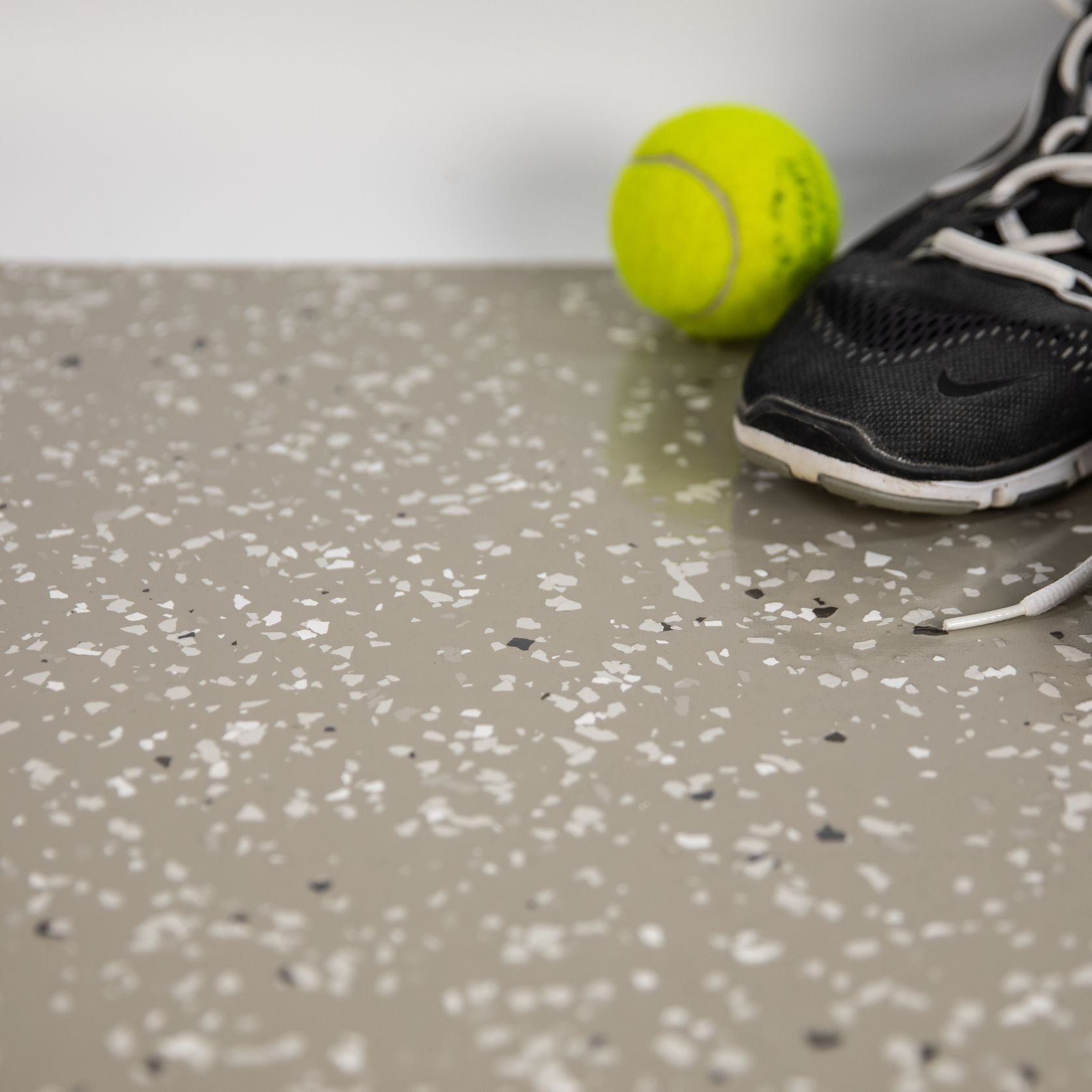 Dulux Avista Decorative Flakes gallery detail image