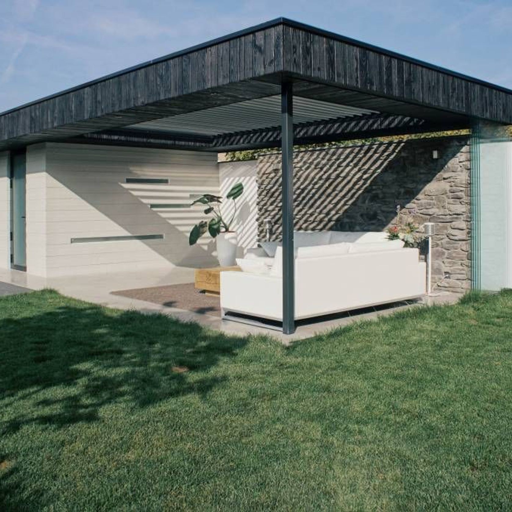 220/45 Alpine Roof (Retract Roof compatible) gallery detail image