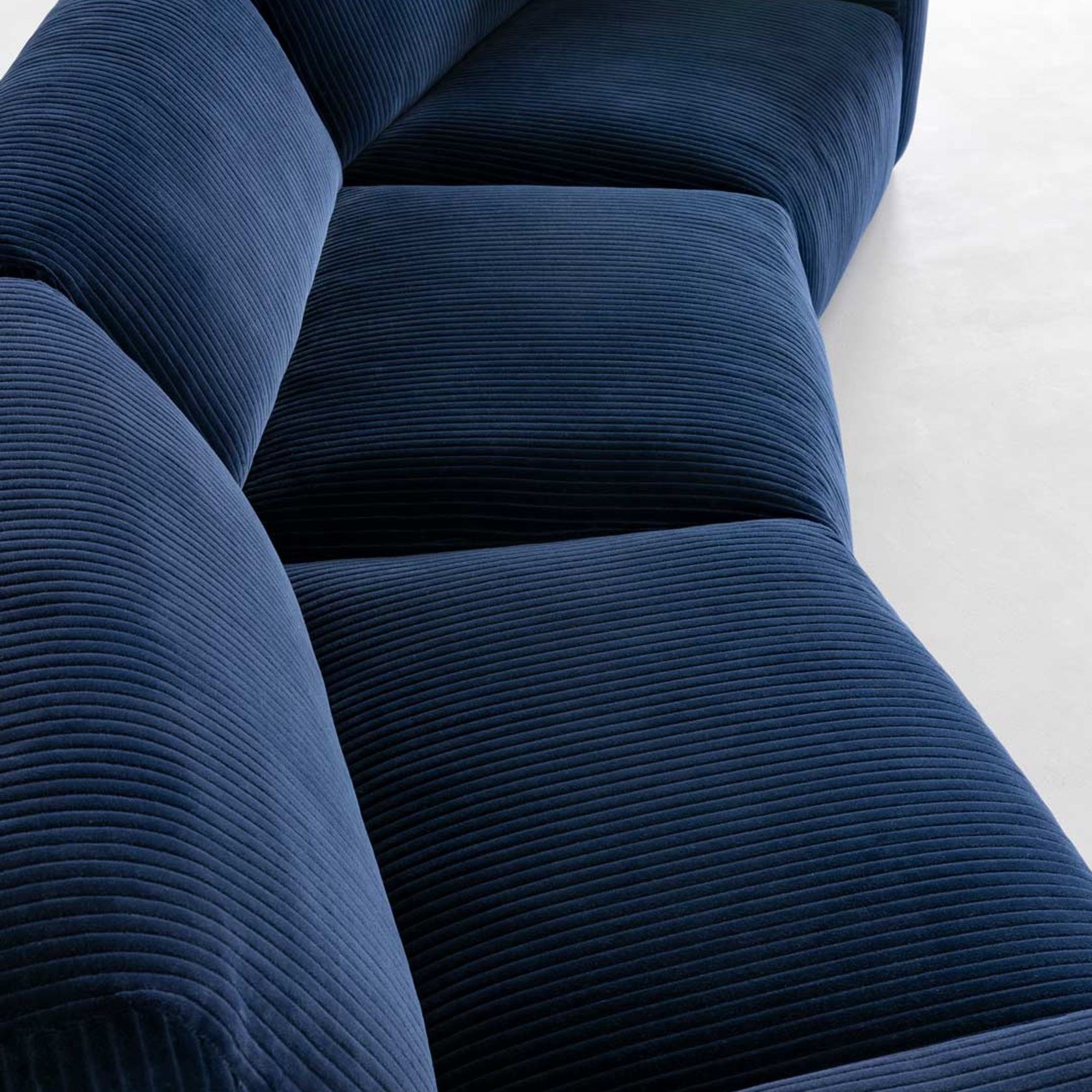 Curved Doug Sofa gallery detail image