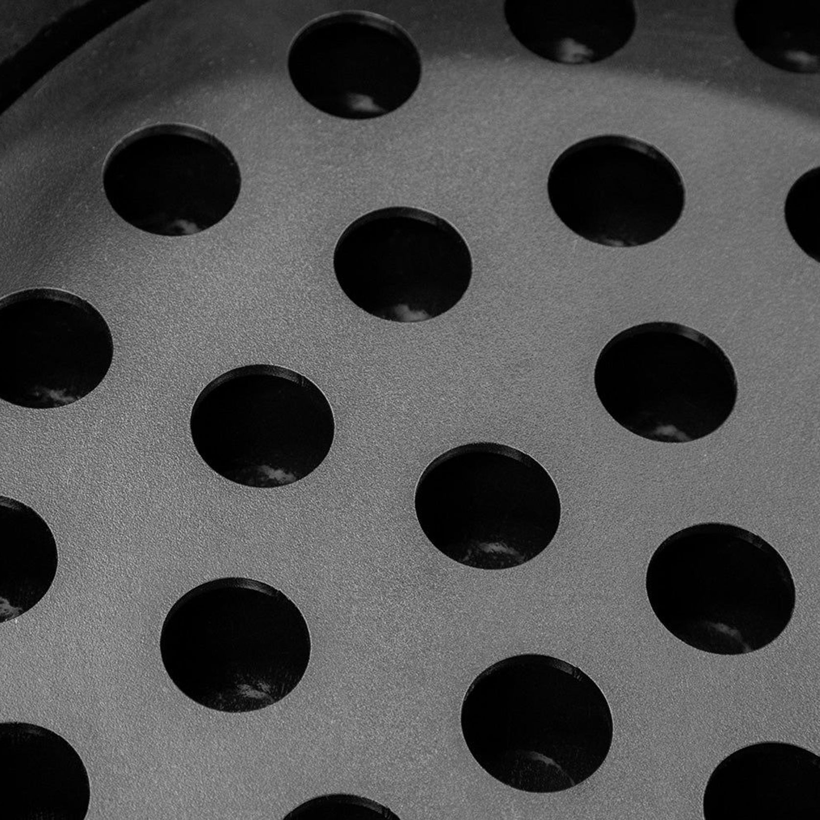 Hibachi Tabletop BBQ Grill with Searing Plate & Oil Tray - Round gallery detail image