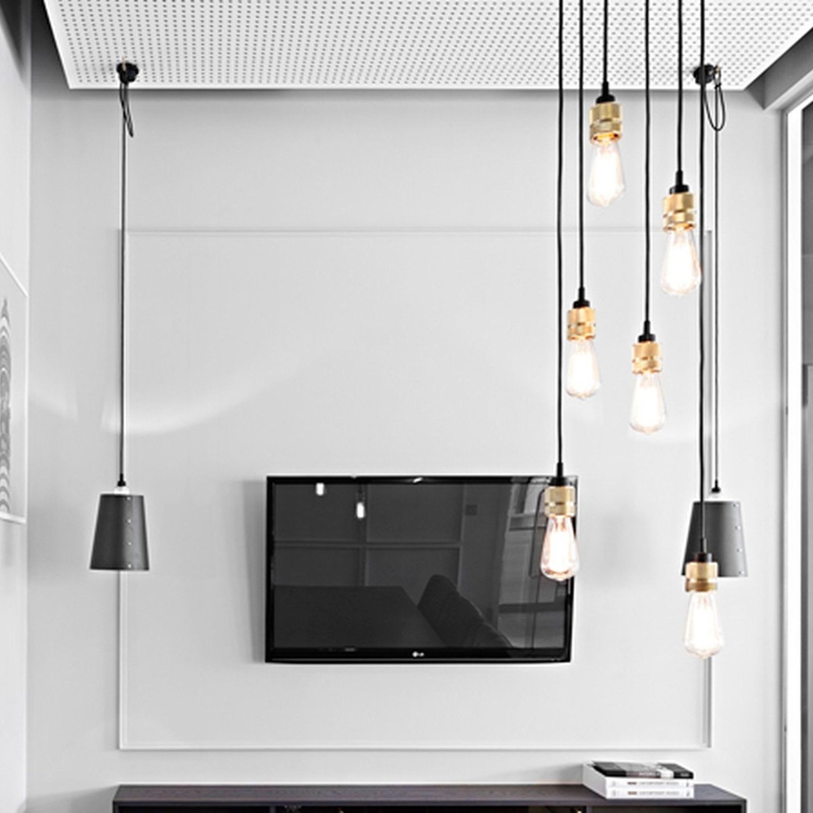 Hooked 6.0/ Nude gallery detail image