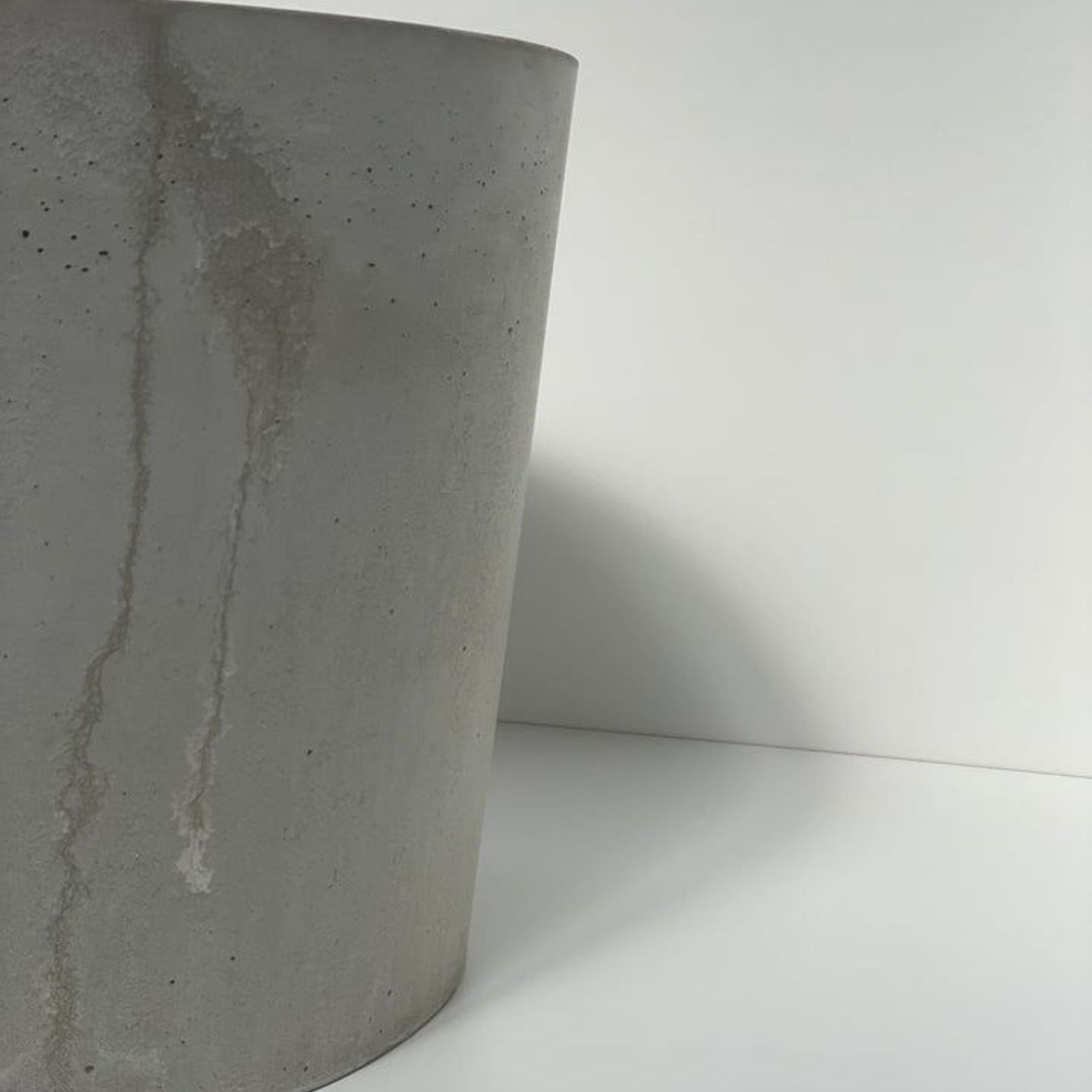 Concrete Republic Kurva Jr Concrete Bath gallery detail image