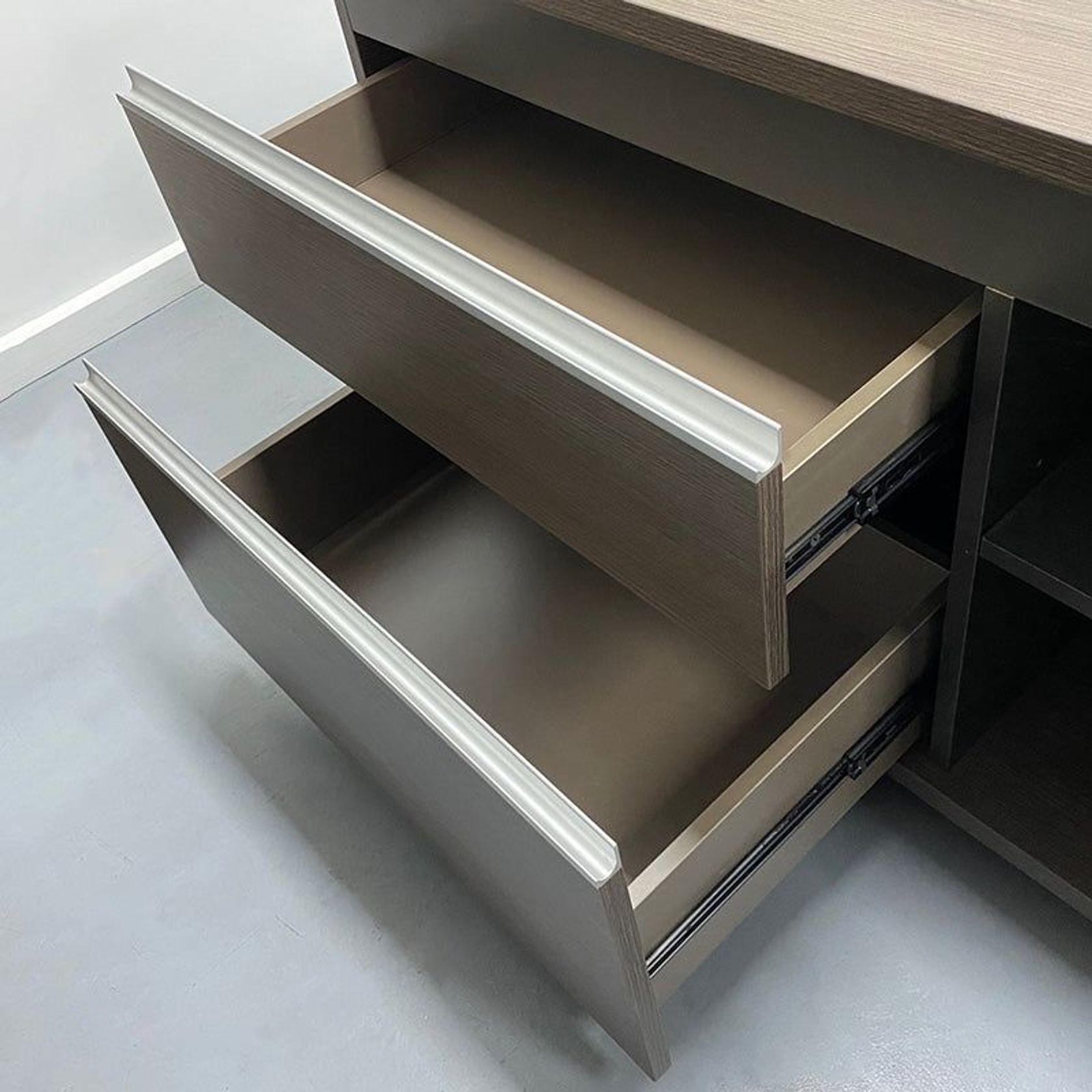 CARTER Executive Office Desk with Right Return 2.2M - Coffee & Charcoal gallery detail image