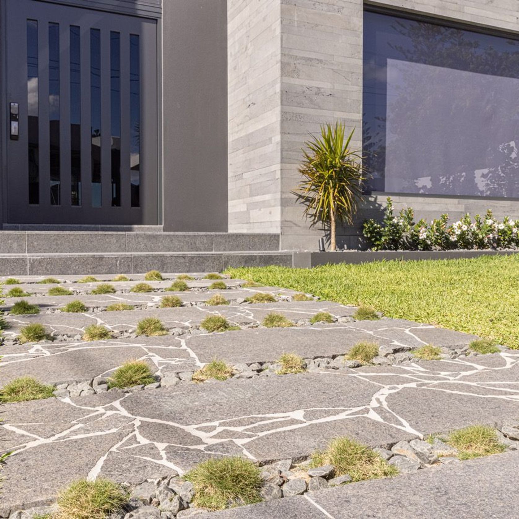 Impala Black Granite Crazy Paving gallery detail image