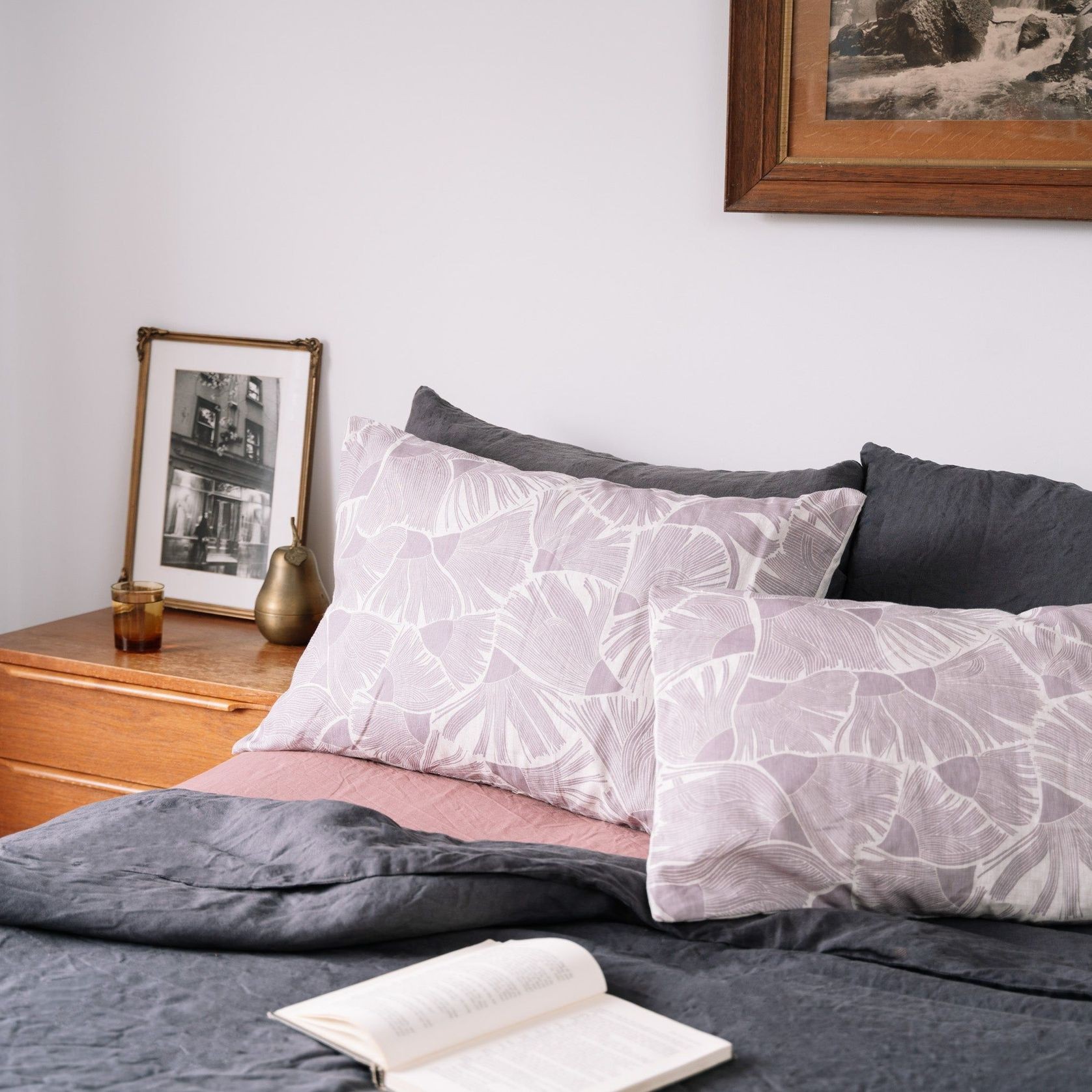 Linen Pillowcase - Gumflower in Lilac gallery detail image