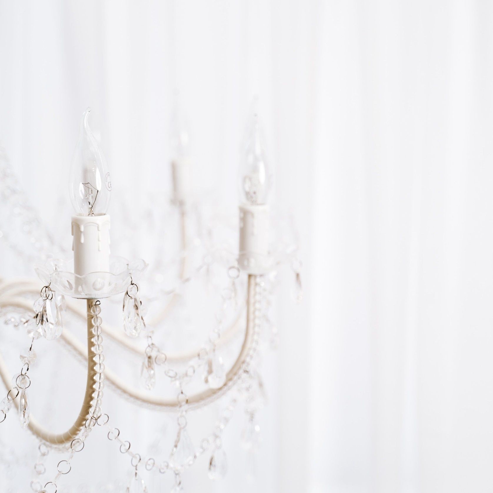 Cassie Chandelier 12 Light - Clear Acrylic gallery detail image