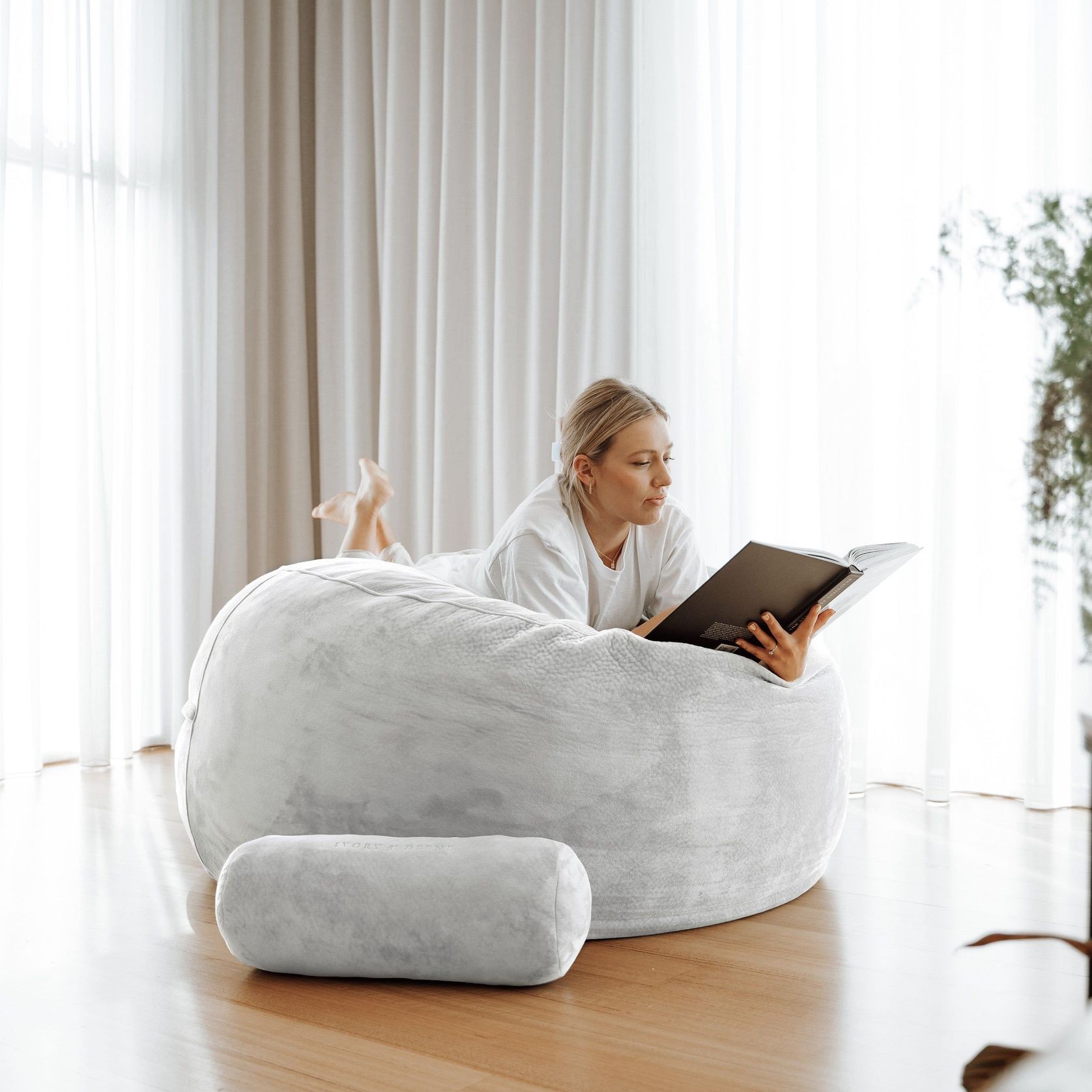 DreamPod® Beanbag - Silver gallery detail image