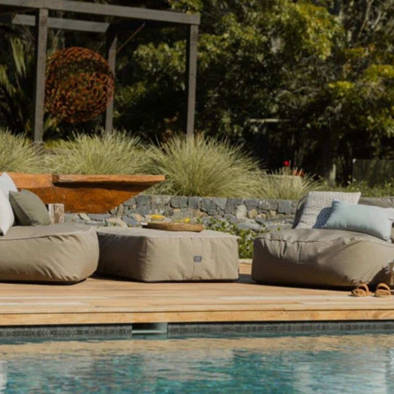 Isla Ottoman gallery detail image